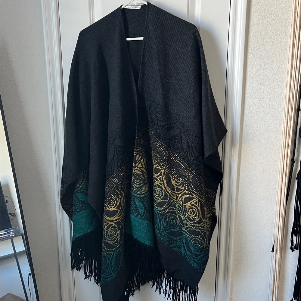 Multicolor Peter Nygard Black Textured Knit Shawl/Poncho - OS